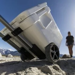 Yeti Coolers ROADIE 48 WHEELED - Kühlbox -Freien Camping Geschäft 5638039355 aa roadie 48 wheeled yeti coolers 24